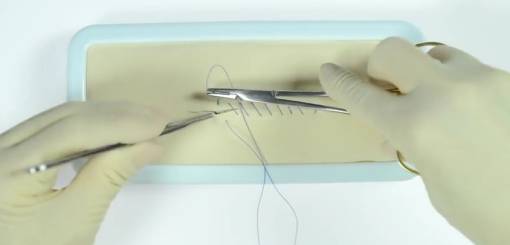 KRUUSE | Suture techniques: Simple Continuous